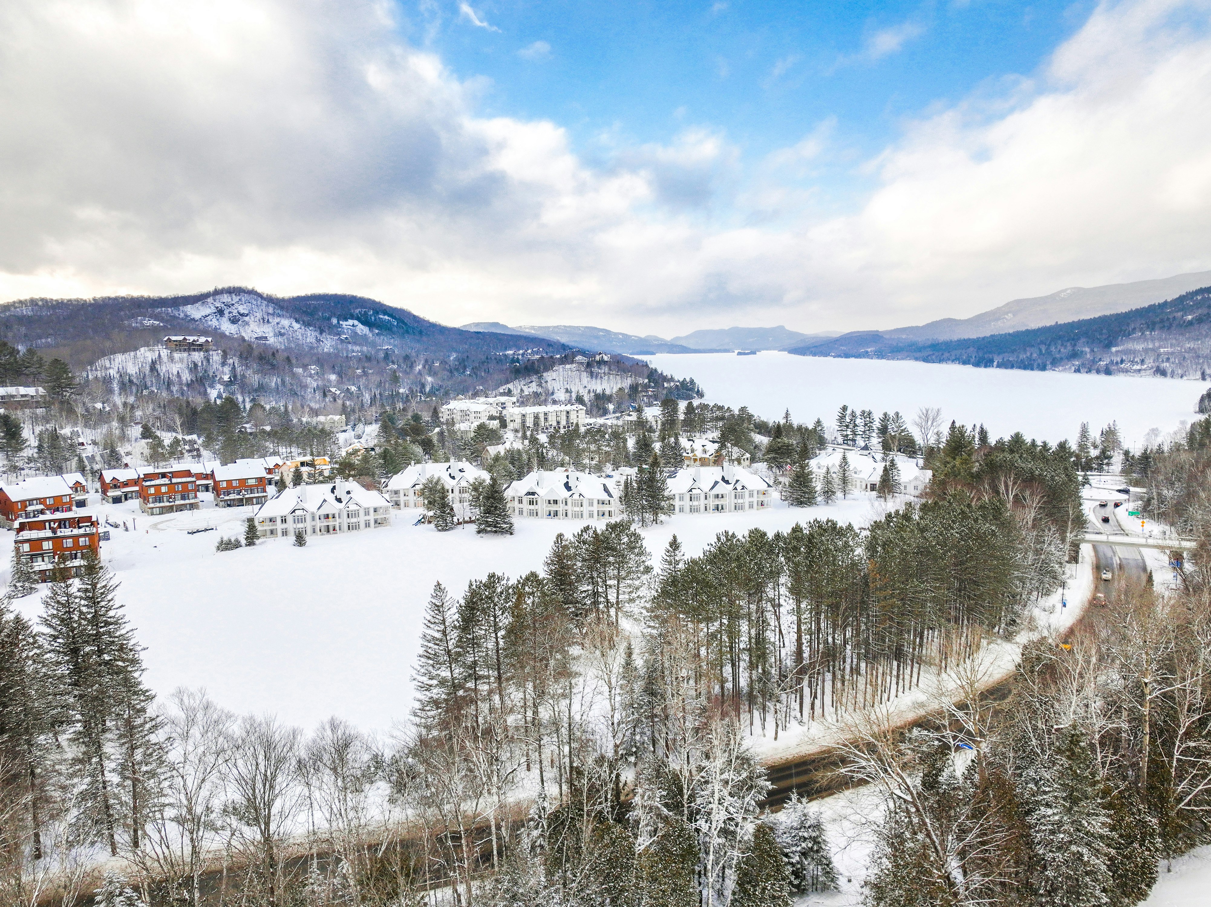 Hilton Grand Vacations Club Tremblant Canada 18/25