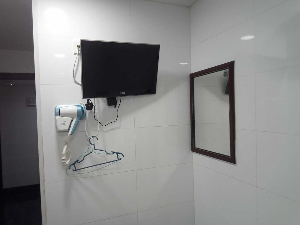 Marrigold Hostel 57/64