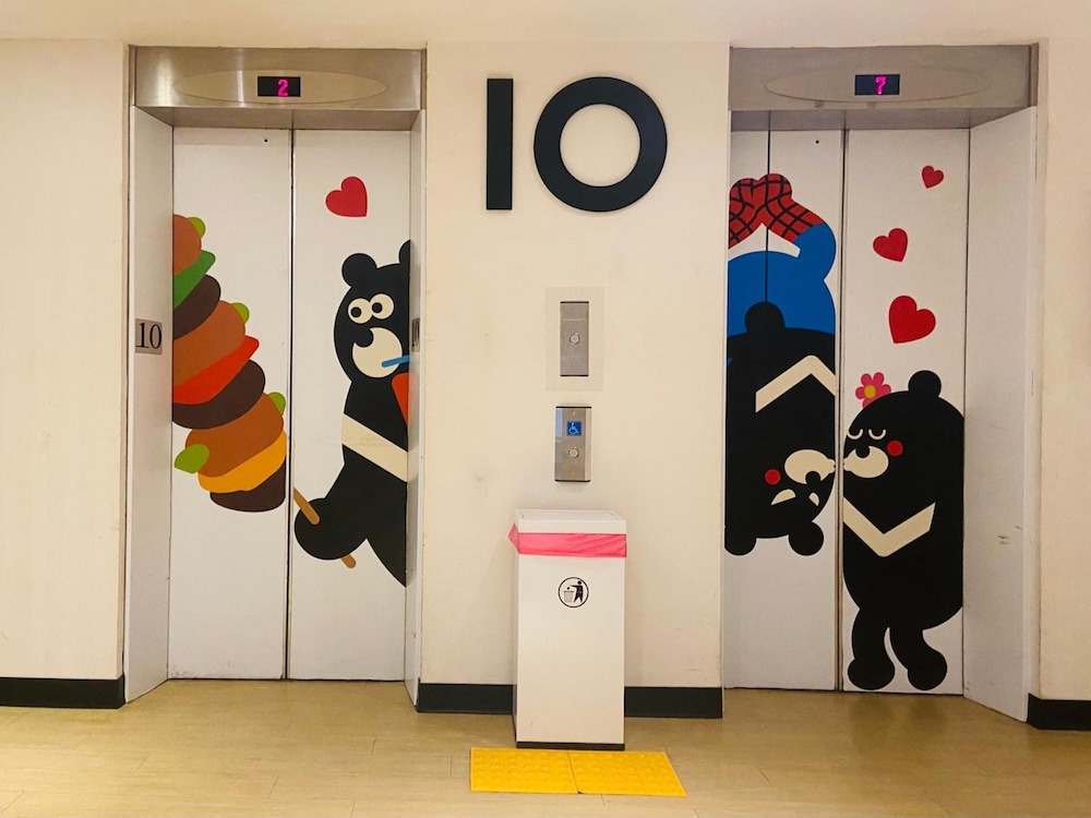 Heybear Capsule Hotel 5/50