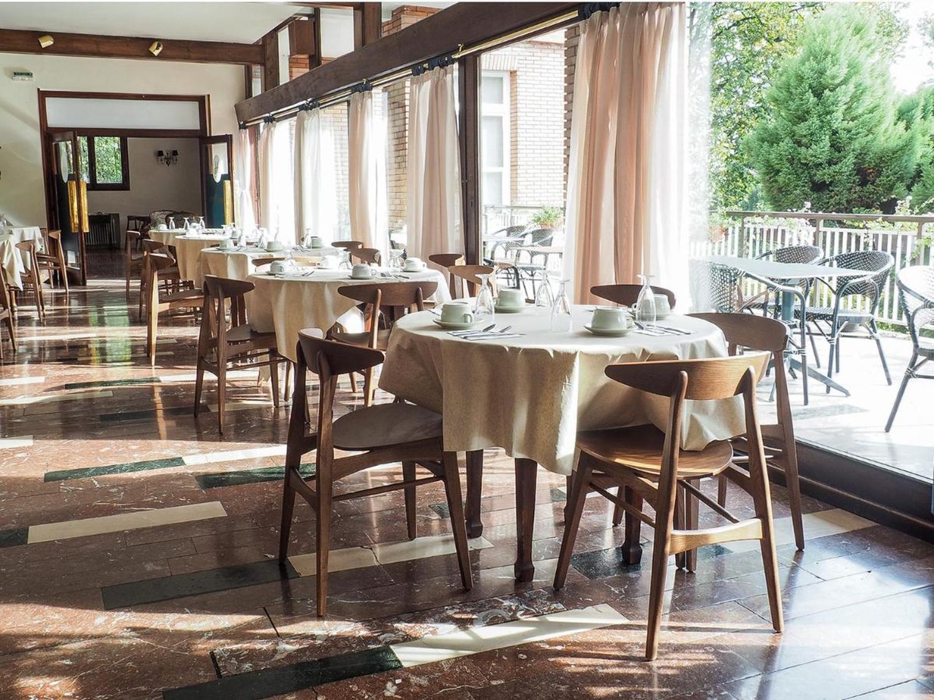 Hotel Alcazar 38/46