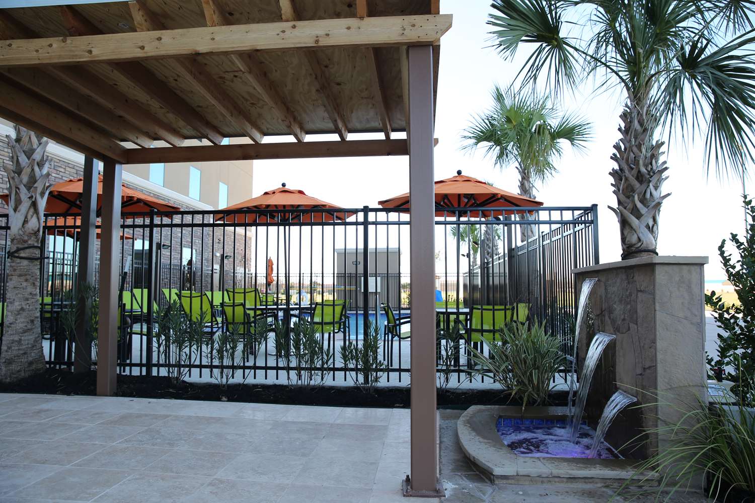 swimming pool spa