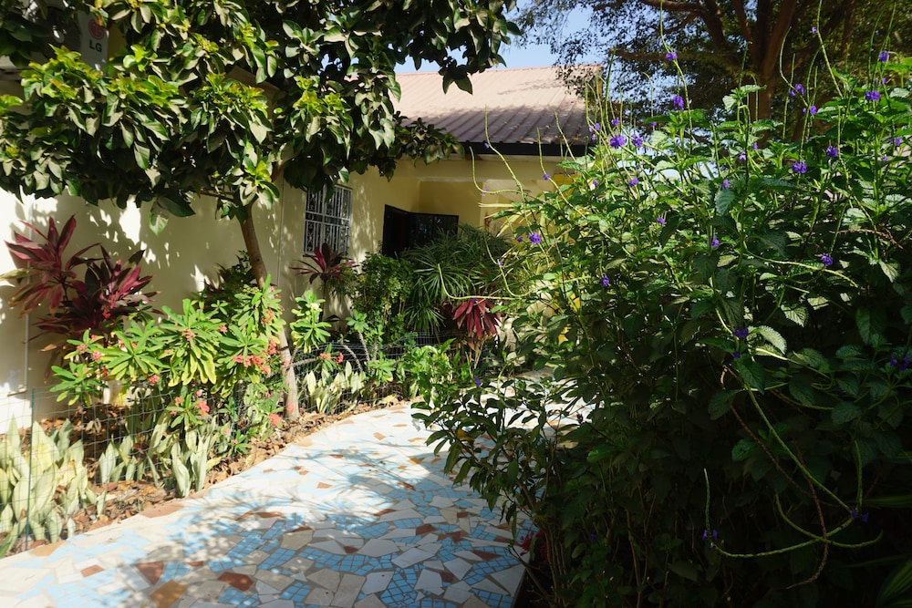 Bed And Breakfast Villa Calliandra 42/50