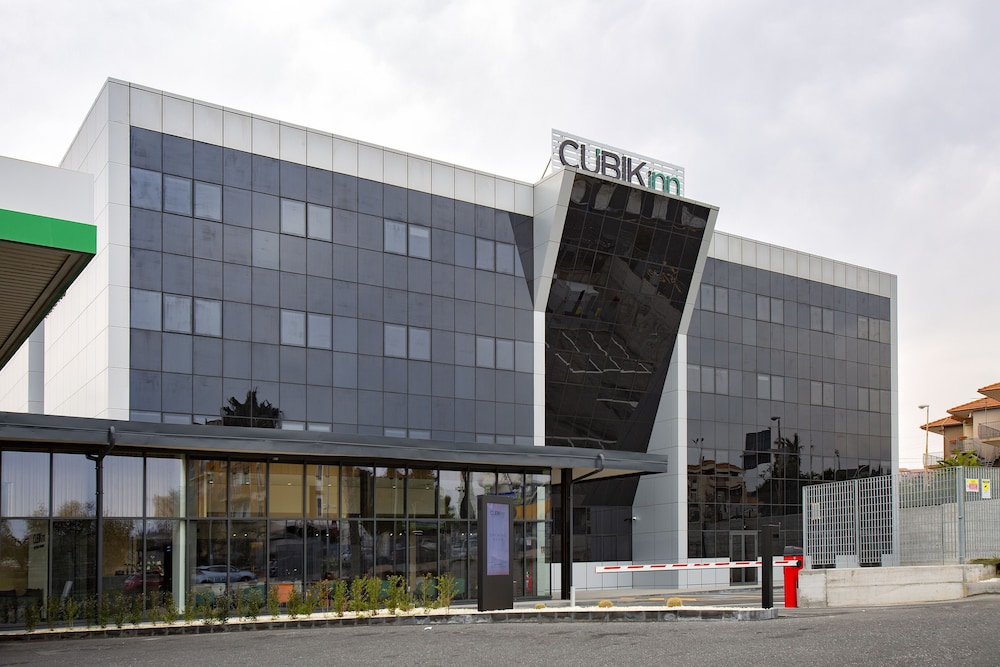 Cubik Inn in GRAVINA DI CATANIA