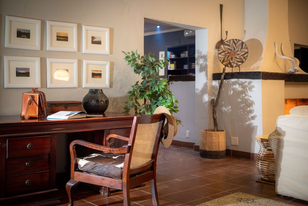 Shiduli Private Game Lodge 7/71
