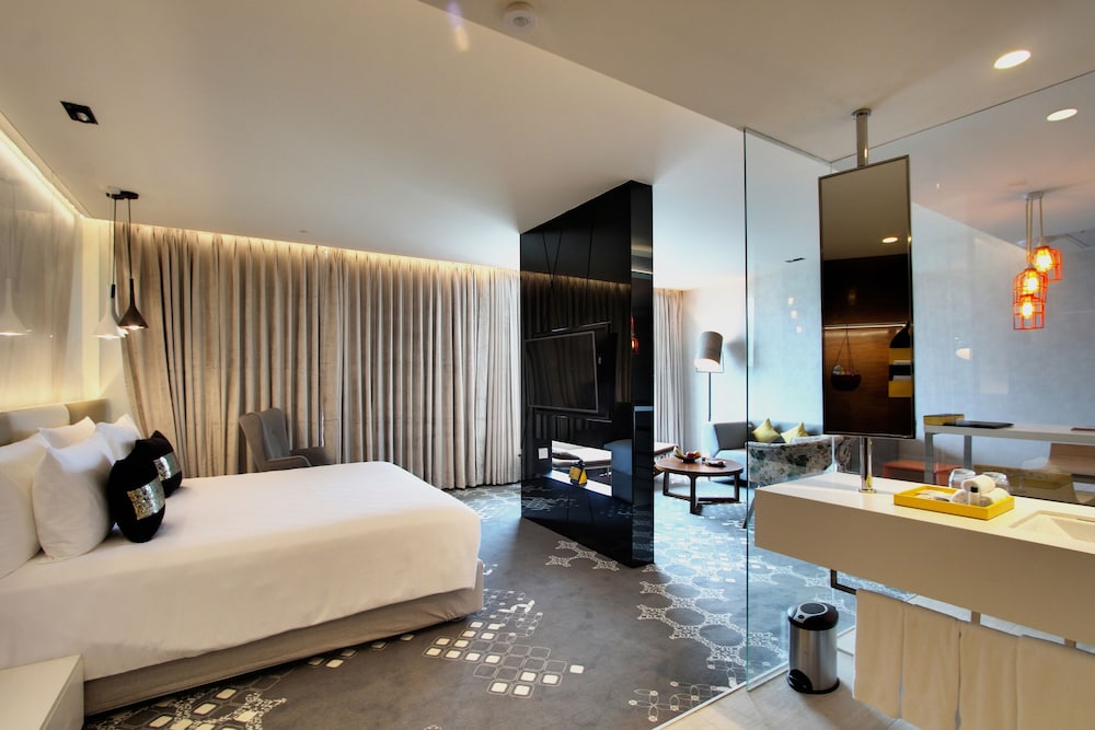 Radisson Bengaluru City Center 30/58
