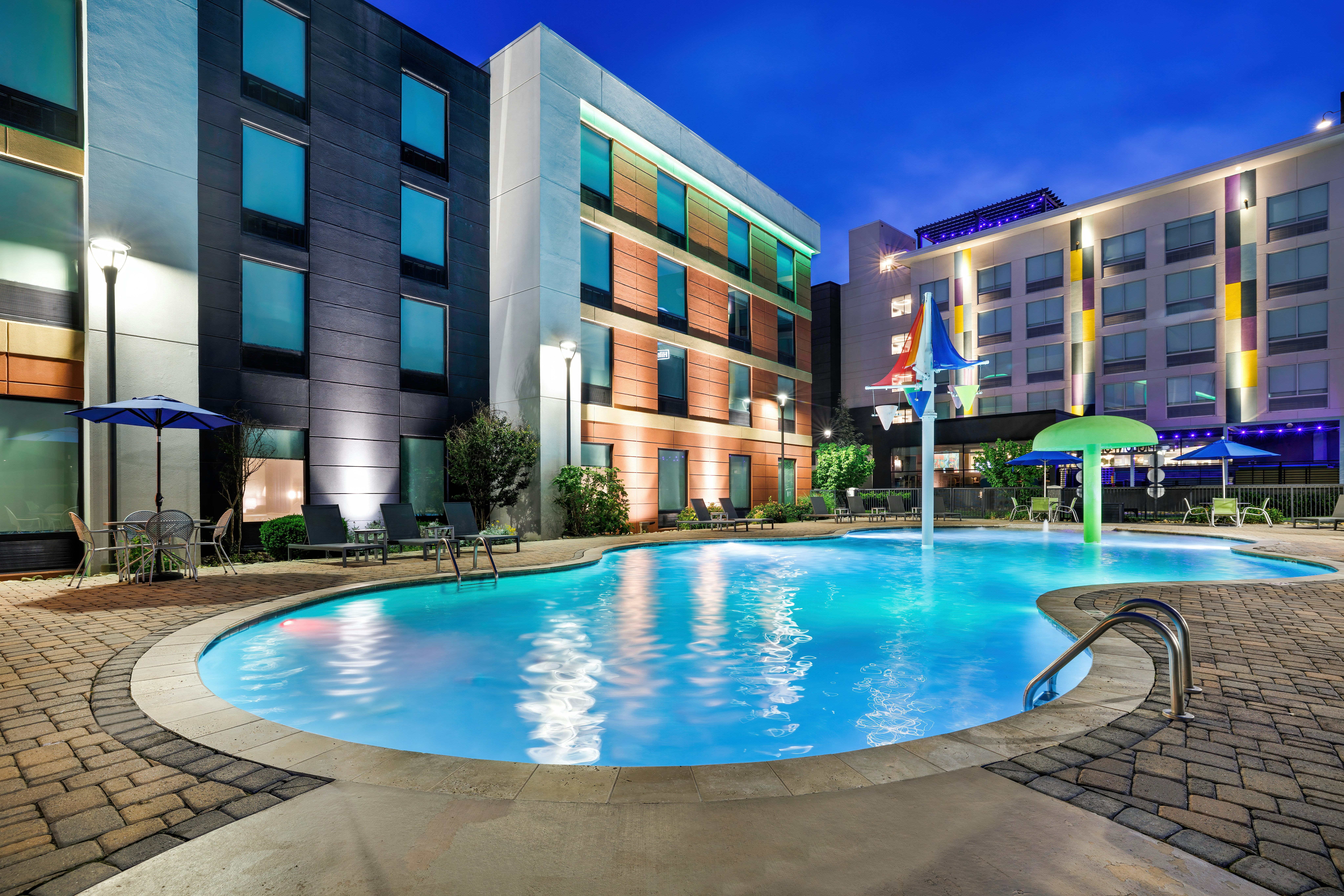 HOME2 SUITES BY HILTON PIGEON FORGE 28/29