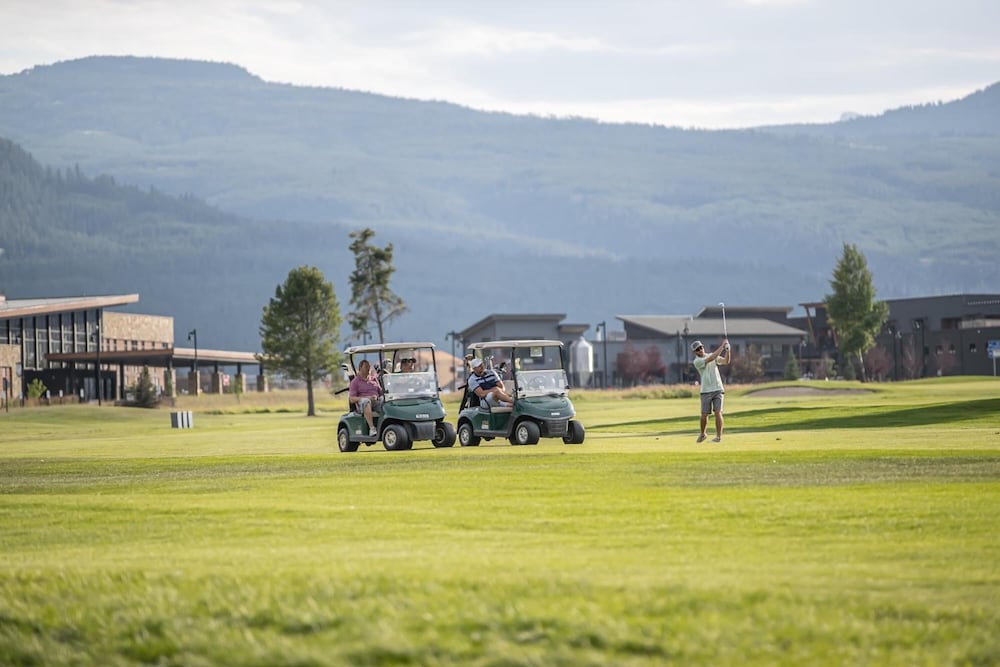 The Village Center At Big Sky Resort 8/70