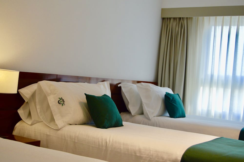 Hotel 6 De Octubre 35/47
