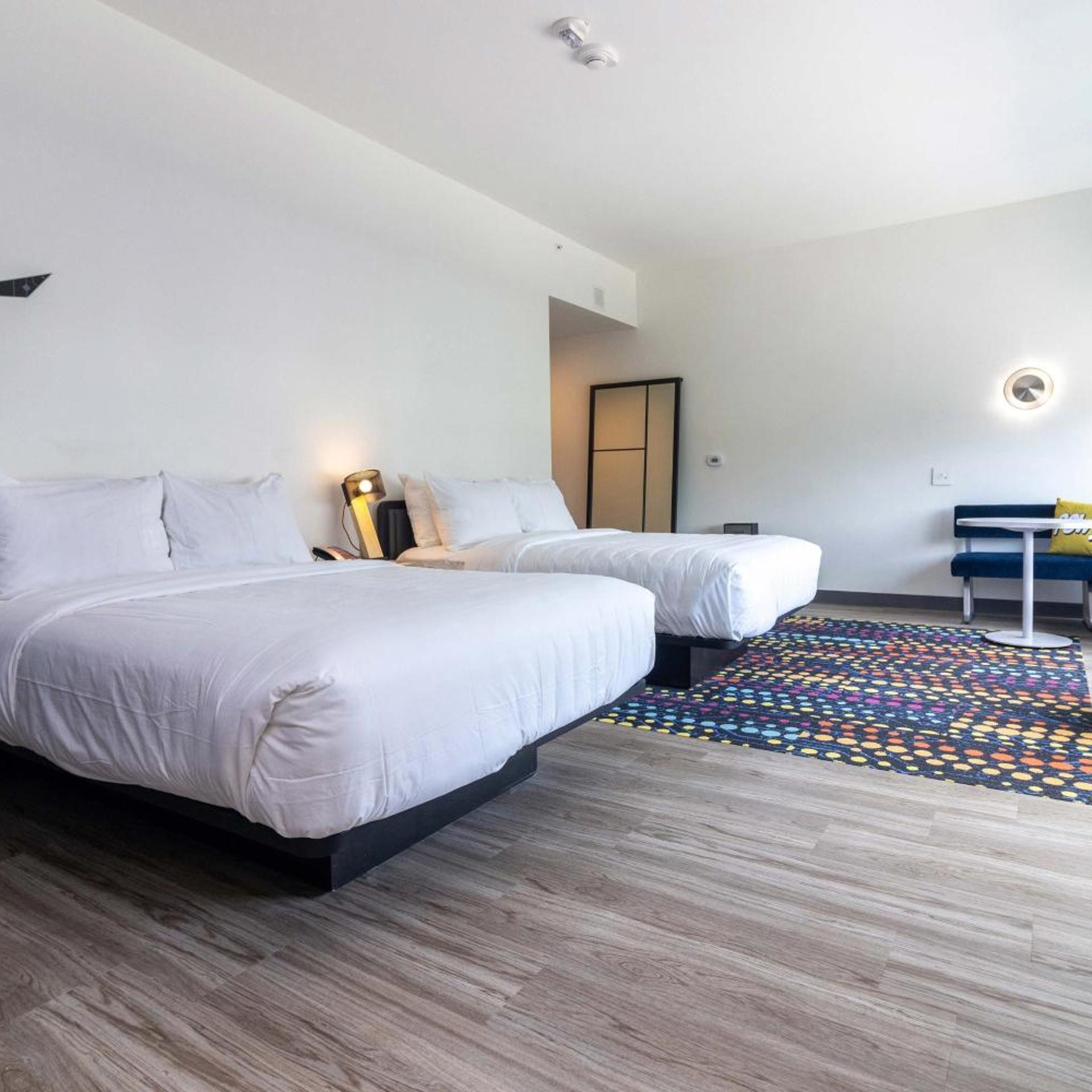 Aloft, Guest Room, 2 Queen Beds