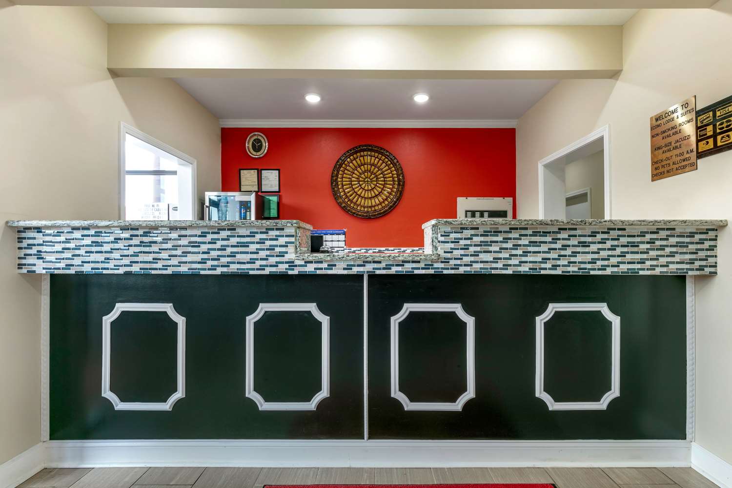 Econo Lodge Northport near University 5/36