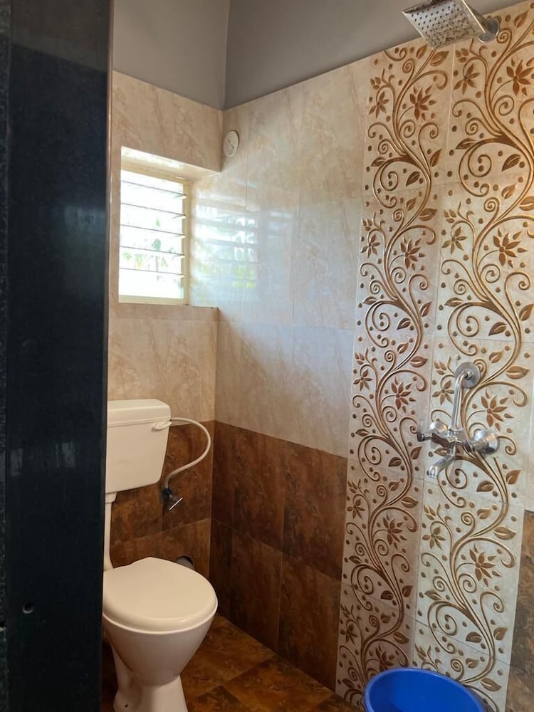 Casa Almeida Guest House 48/50