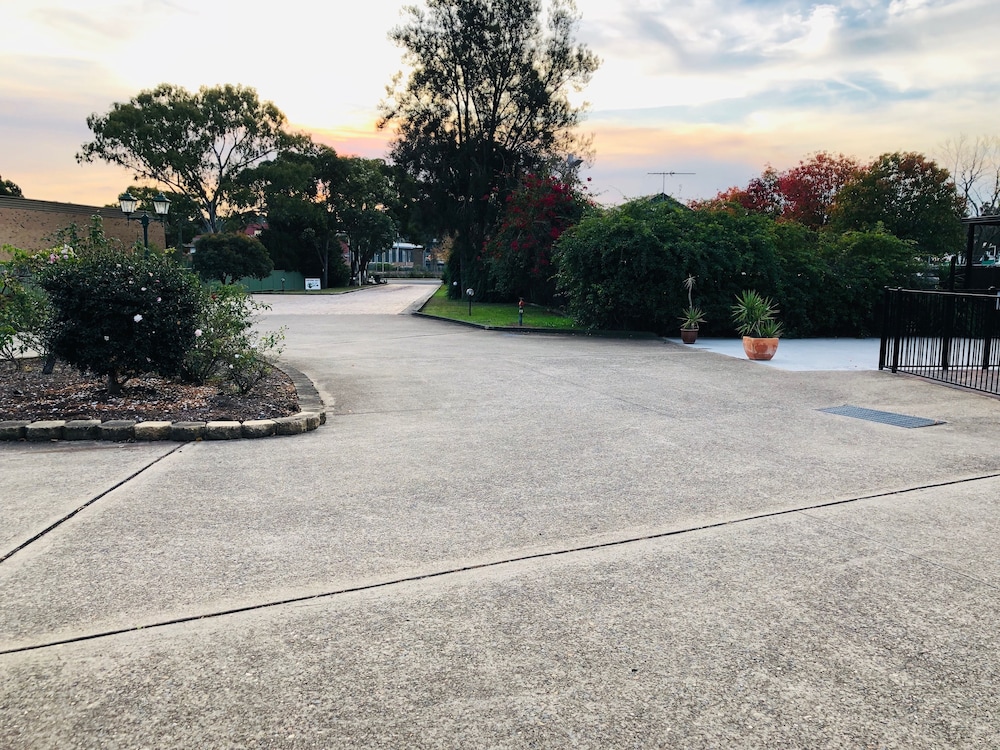 Campbelltown Colonial Motor Inn 41/68