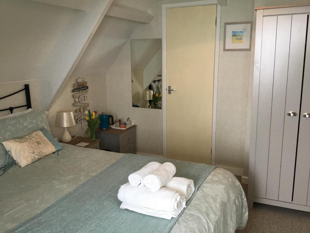 Room, Double Bed, Sea View