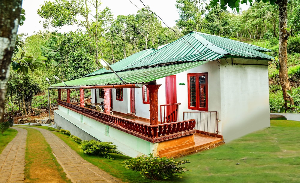 PUNARJANI AYURVEDIC RESORTS 10/64
