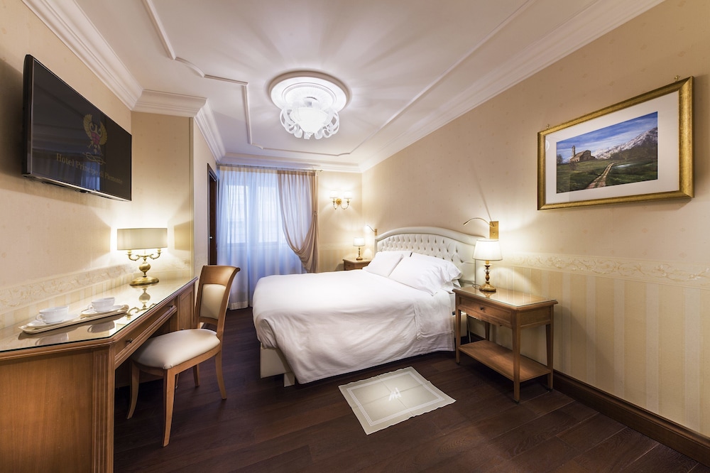 Phi Hotel Principe 38/60