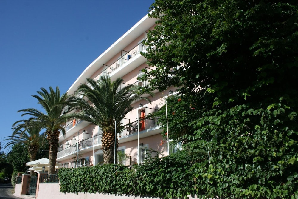Aegli Hotel 12/64