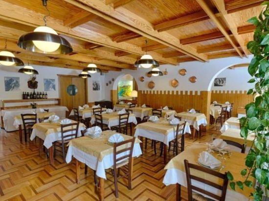 Hotel Edelweiss 14/18