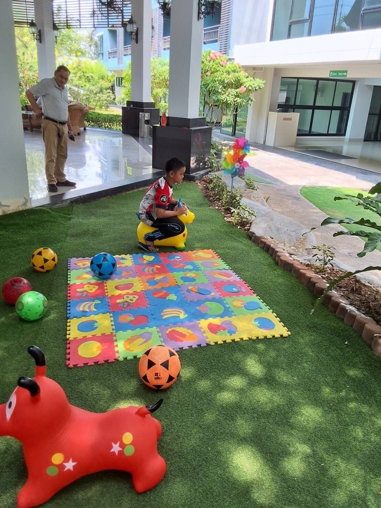 Baan Bangsare Resotel Chonburi 35/56