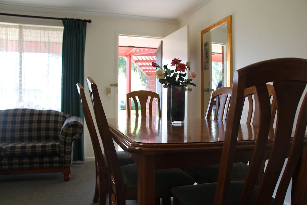 Warrnambool Motel And Holiday Park 54/74