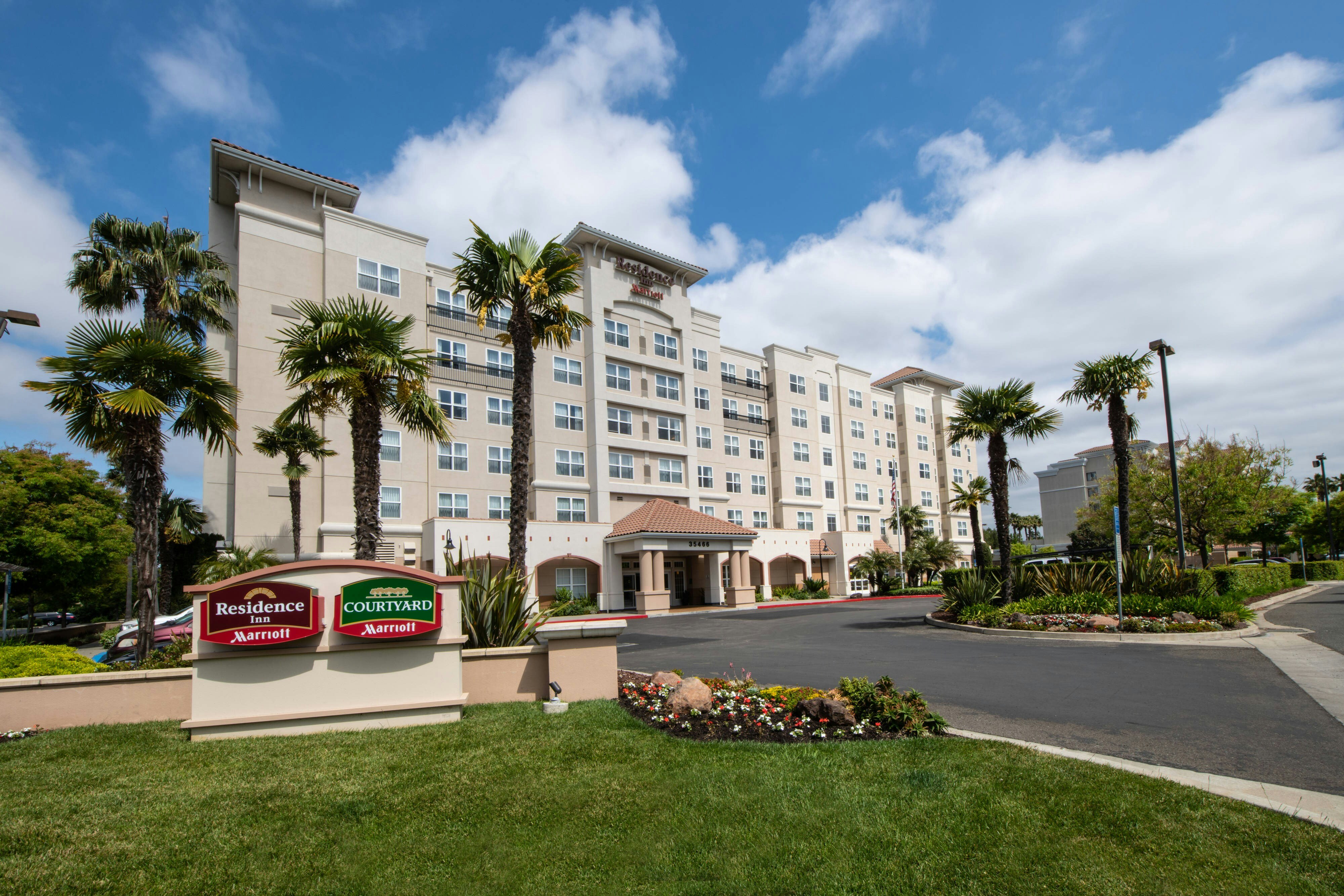 Residence Inn by Marriott Newark Silicon Valley 6/8