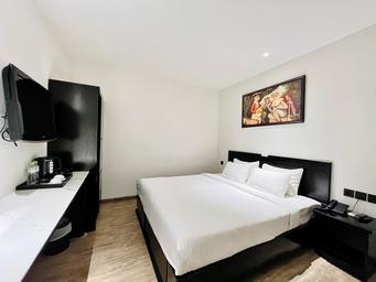 Superior, Double Bed, No Window