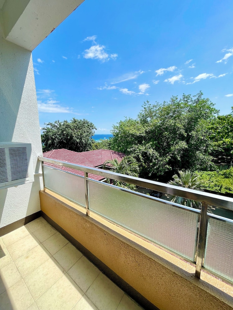 Palmbeach Resort And Spa 24/50