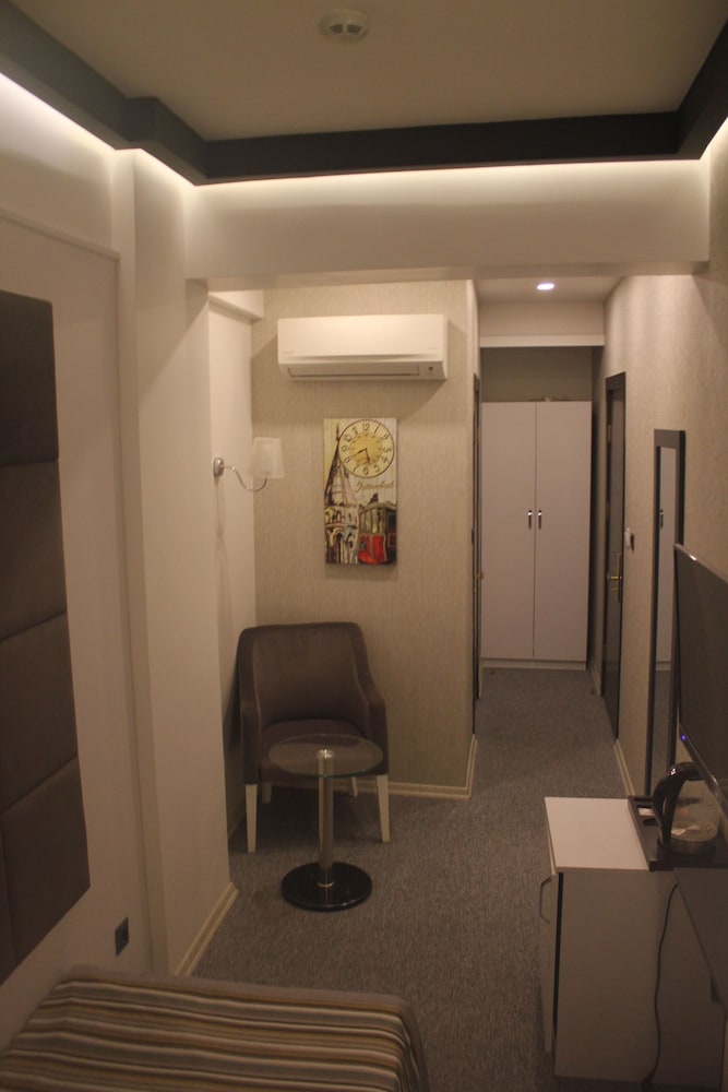 Palmiye Hotel Taksim 20/25