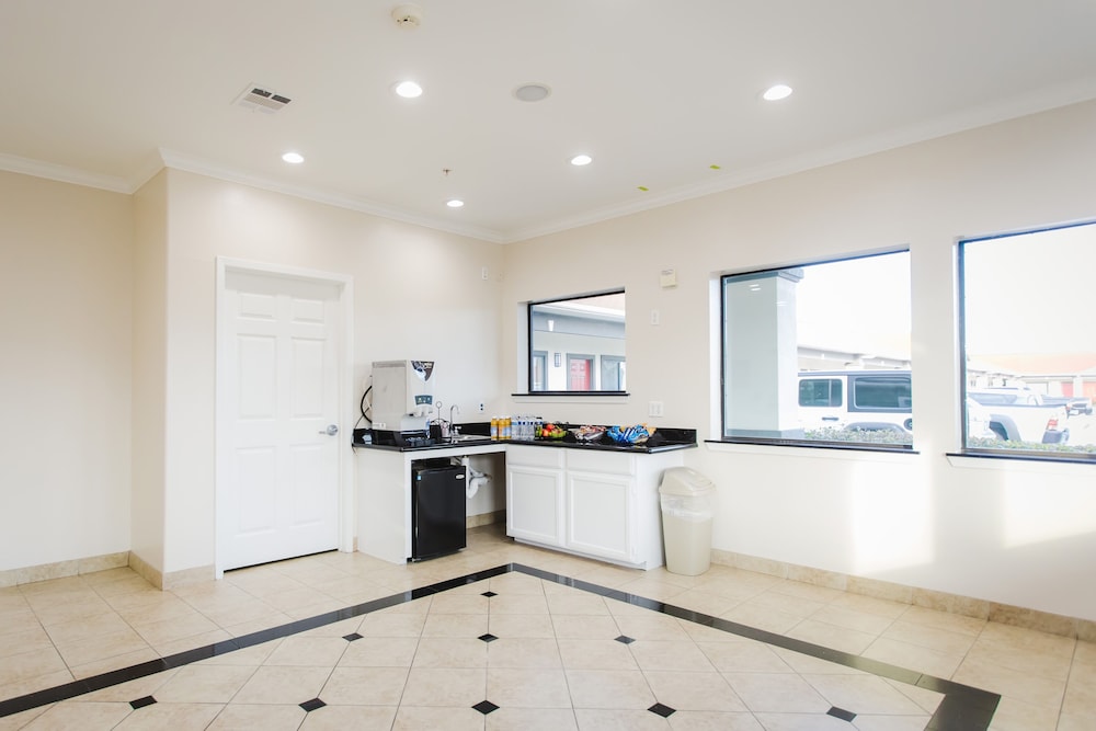 Scottish Inns & Suites Willowbrook Houston 5/33