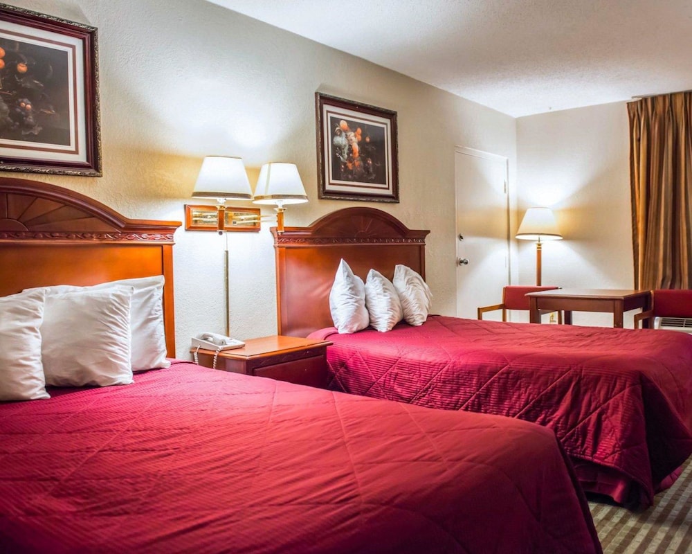 Econo Lodge Panama City St. Andrews 21/44