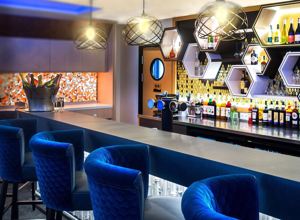 Kyriad Prestige Amiens Poulainville Hotel and SPA 28/40