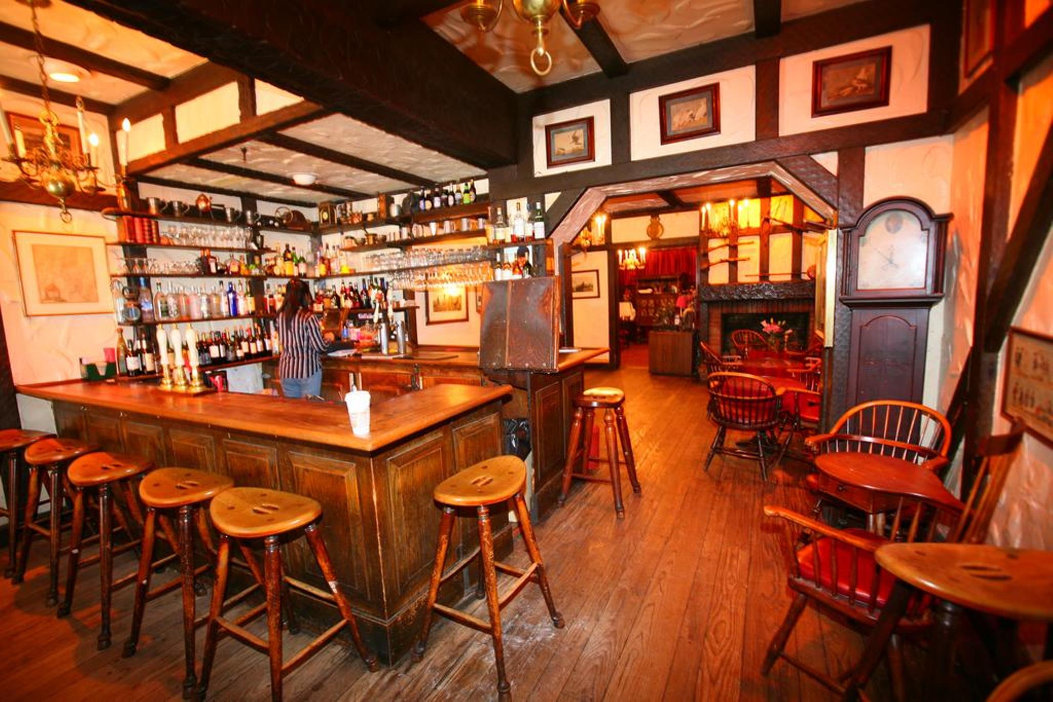 Hotel Amari 24/27
