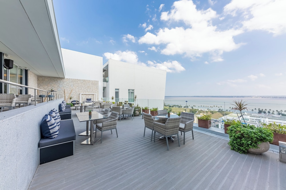 Melia Maputo Sky 60/66