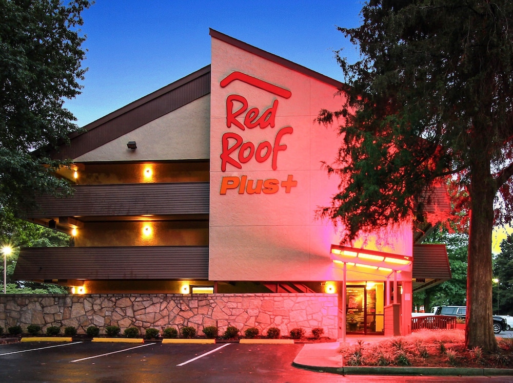 Red Roof PLUS Atlanta - Buckhead 1/21
