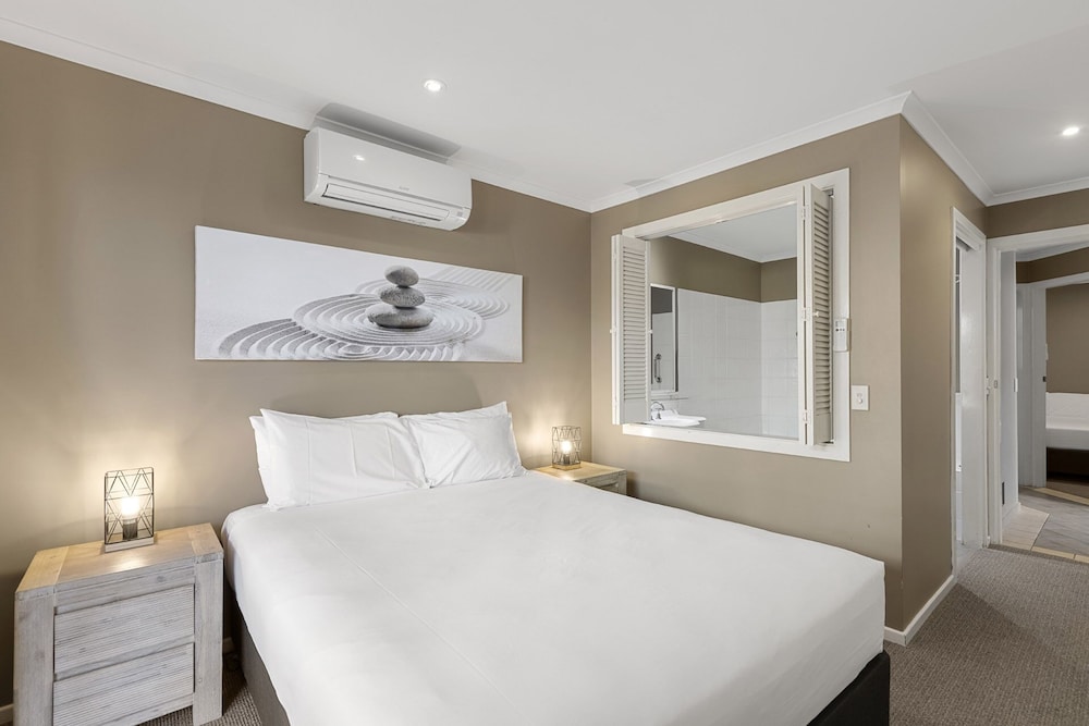 Aqualuna Beach Resort 20/56