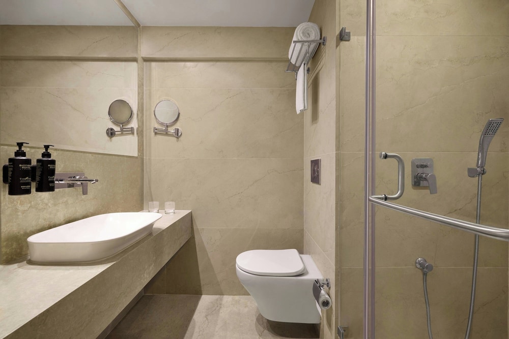 Hotel Midtown Pritam 51/58