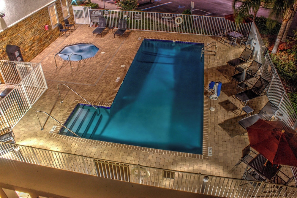 Residence Inn Sebring 11/32