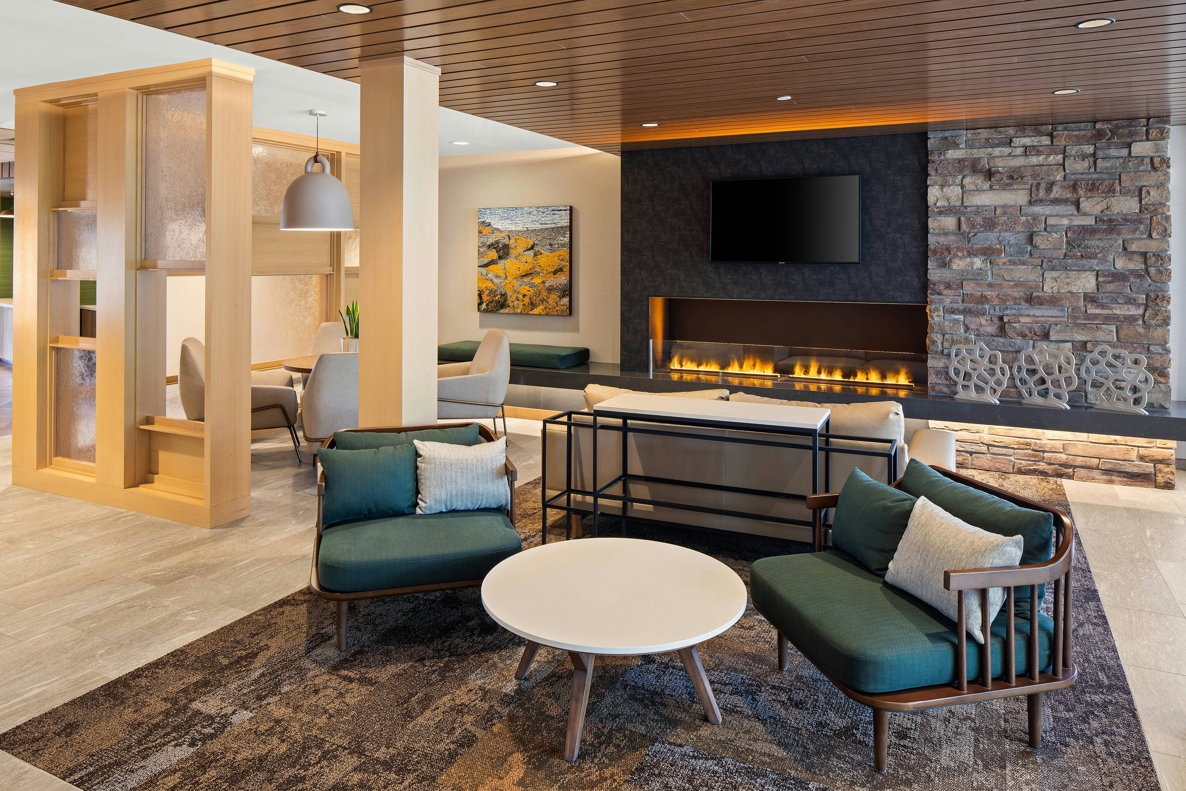 Fairfield Inn & Suites by Marriott Duluth 7/11
