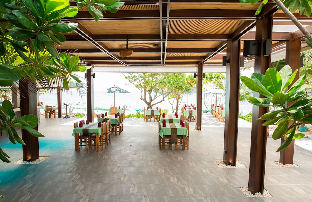 Lamai Coconut Beach Resort 56/65