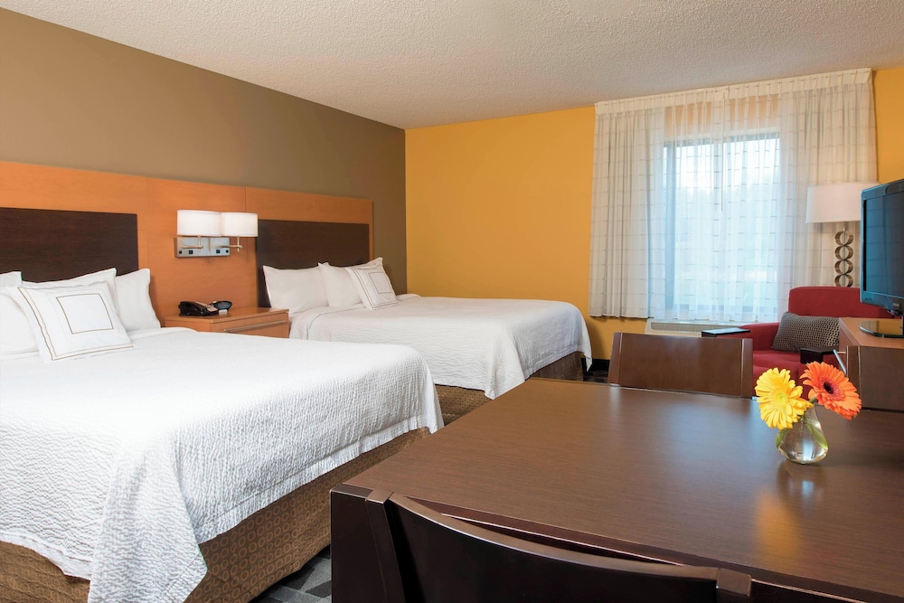 Studio, 2 Queen Beds, Accessible