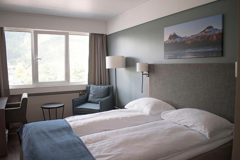Room at Hotel Forde, FORDE
