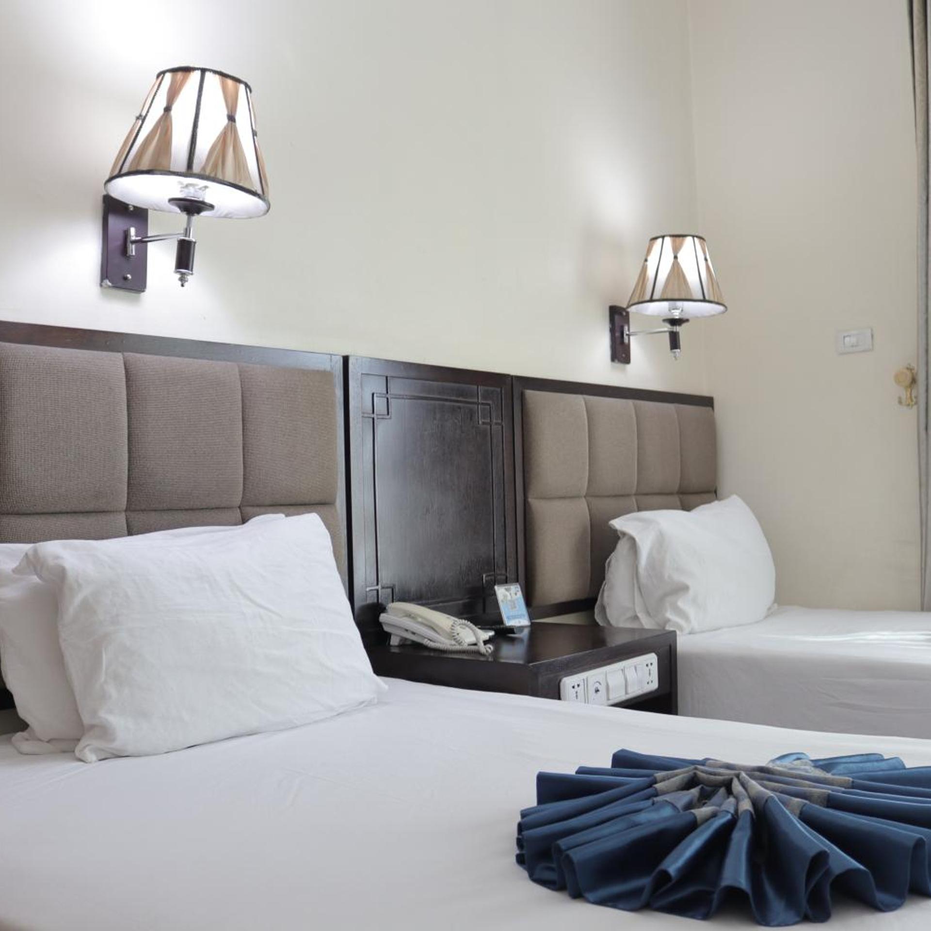 Blue Birds International Hotel 19/50