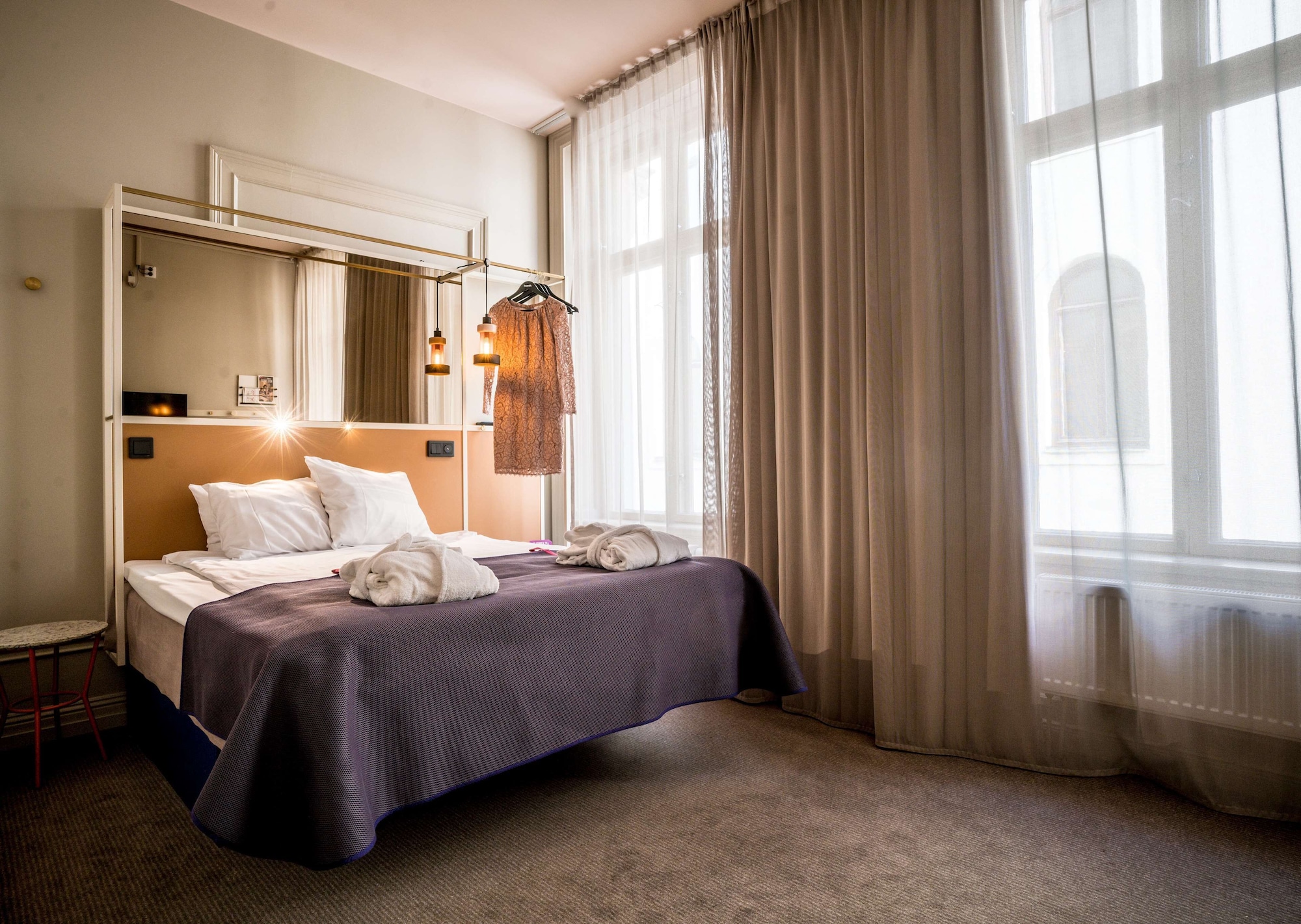 SUPERIOR, DOUBLE BED