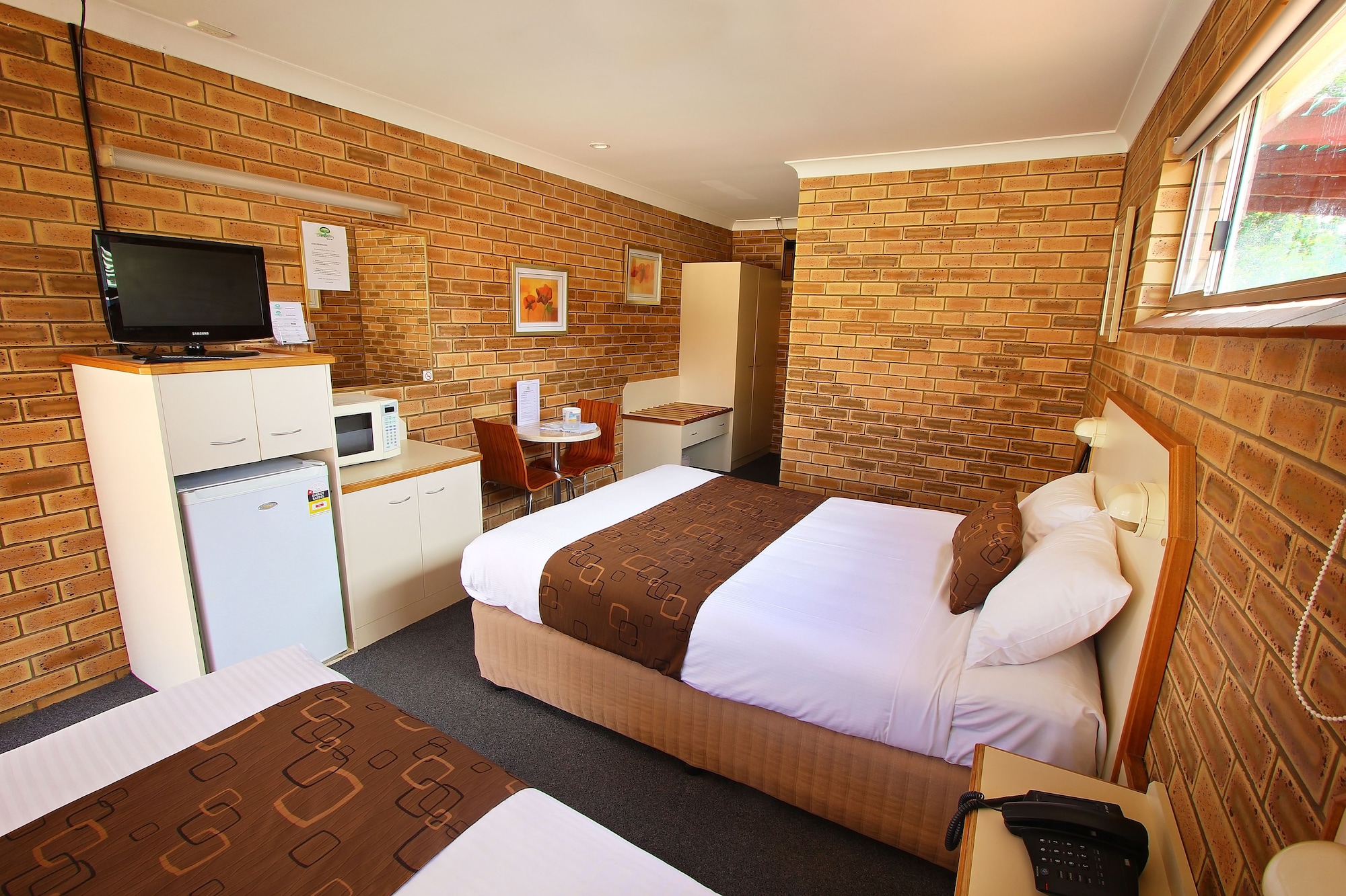 STANDARD, TWIN BEDS