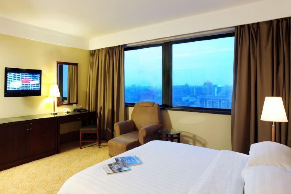 BEIJING INTERNATIONAL HOTEL 11/38
