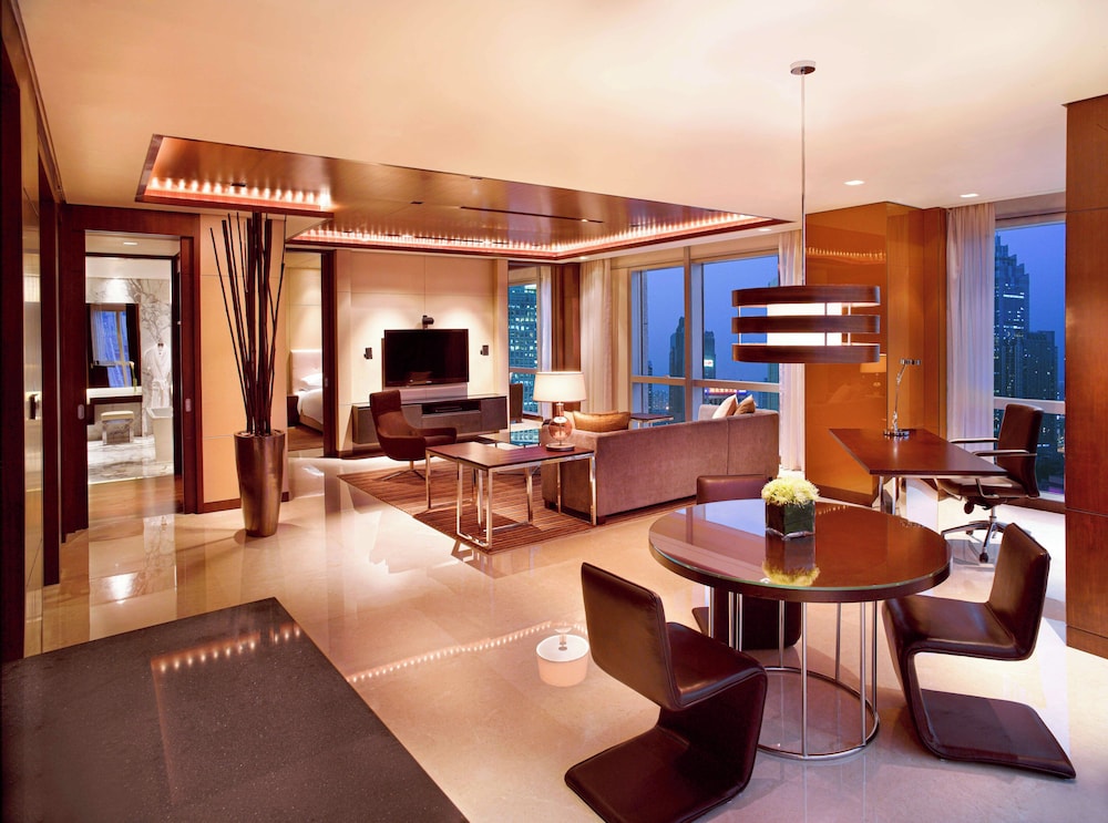 Grand Hyatt Shenzhen 54/75