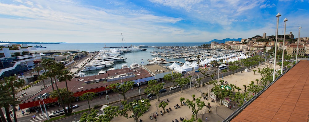 Hotel Splendid Cannes 3/45