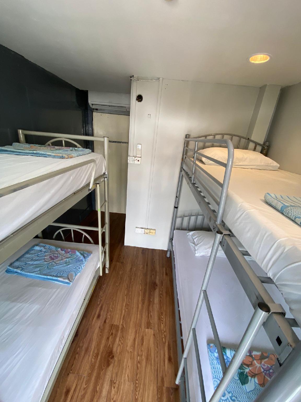 Family, 4 Beds, Bunk Bed, Snooze Inn @Dunlop Street 2/2