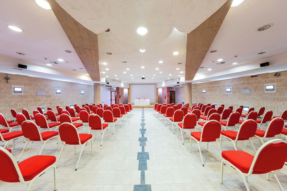 Sant'elmo Beach Hotel 36/48