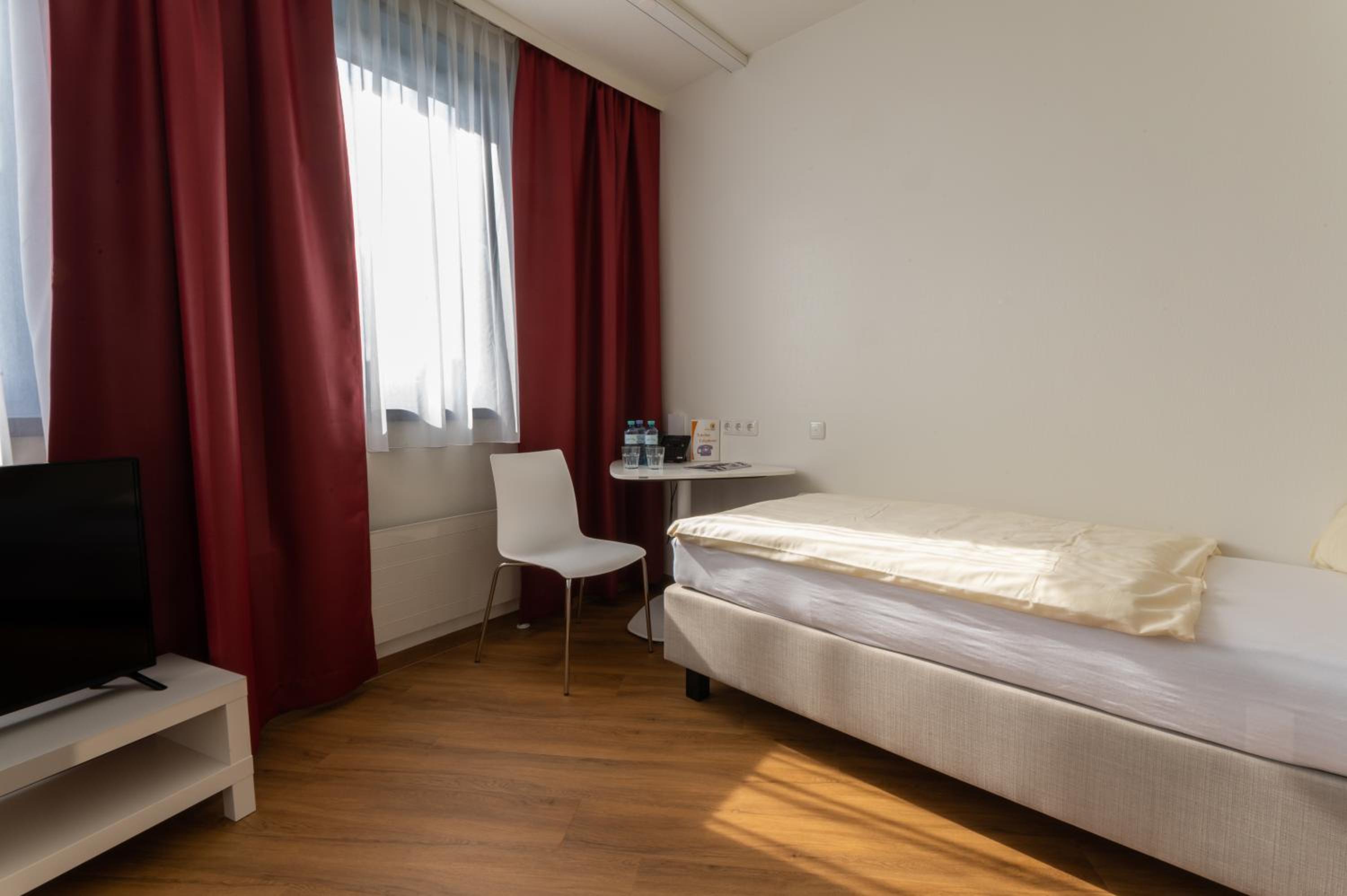 Sommerhaus Hotel 10/33