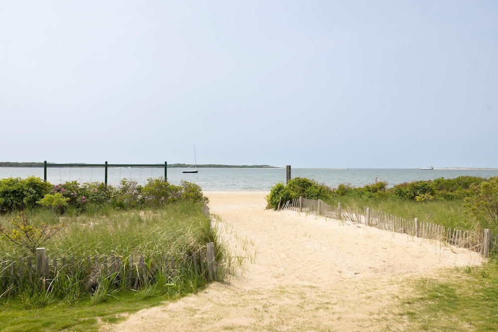 Green Harbor Resort 45/50